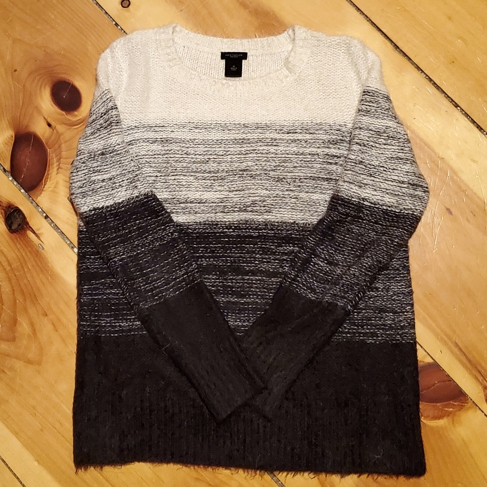 Soft & Fuzzy Medium Ann Taylor Sweater
